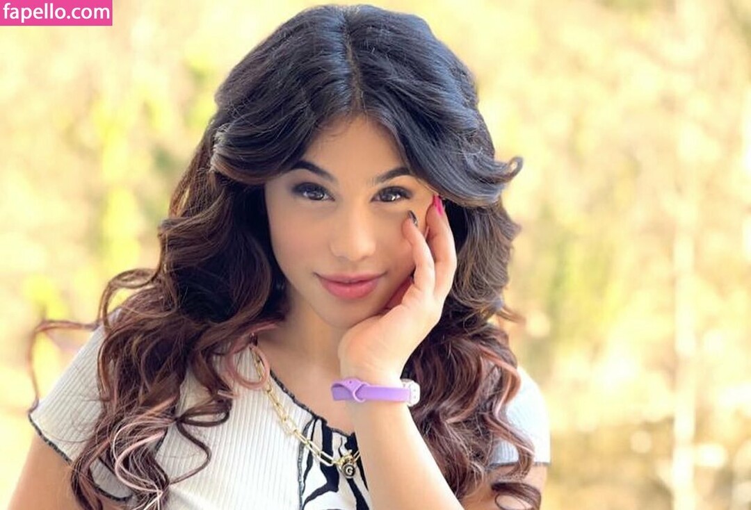 Giulia Sara Salemi pornstar perfect images
