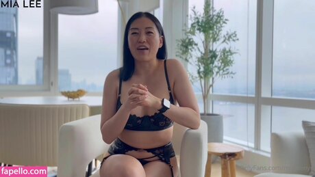 Mialeenyc model pornographic pics