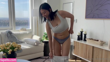 Mialeenyc model high quality pic