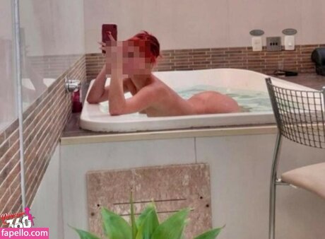 Amanda Lisboa exclusive star pictures