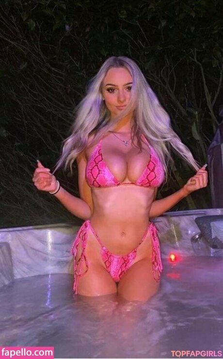 Mimi Malthouse UK erotic star photo