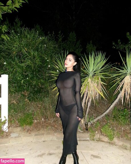 Leah Kateb high quality star pics