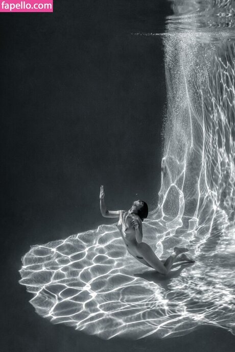 beautiful japanese onlyfans hd gallery