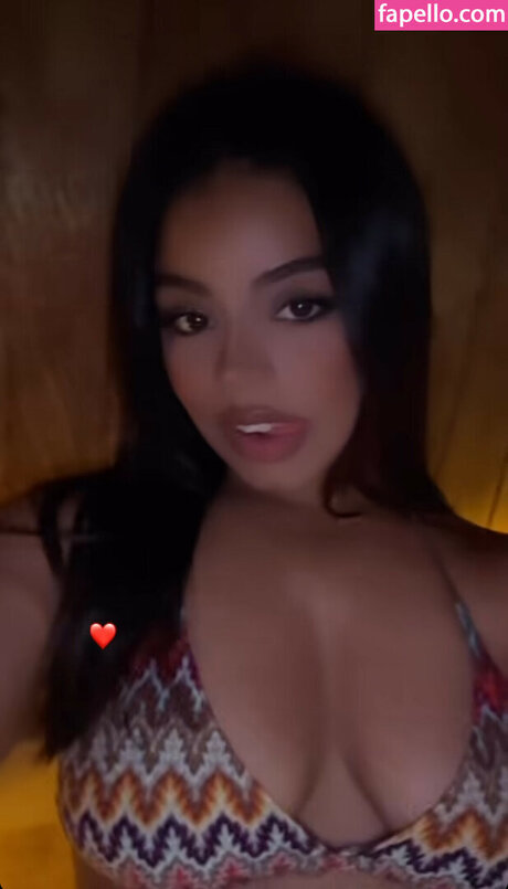 A vriell porn model images