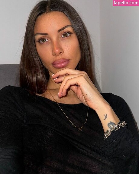 Oriana Tubiolo pornstar art pics