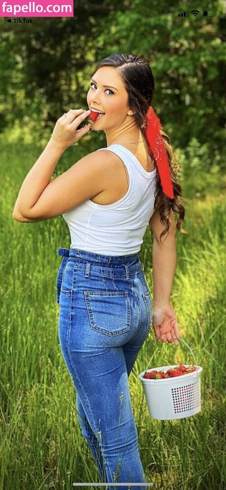 Sydney Segars star high quality picture