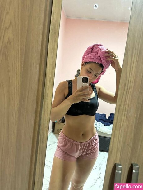 Thais Aruna pornstar nudes images