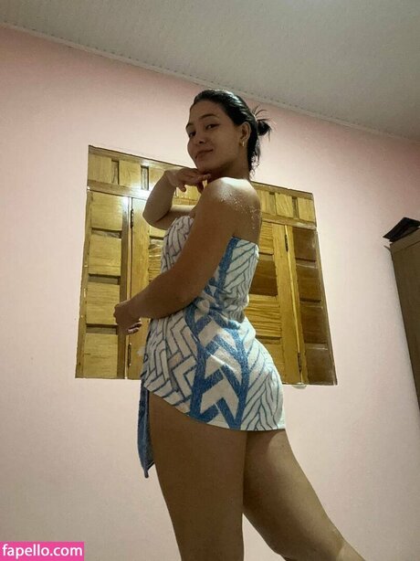 Thais Aruna star pretty pics