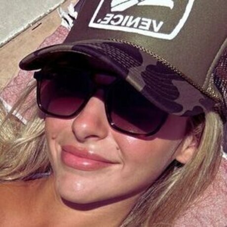 Bailey Powell xxx star pics