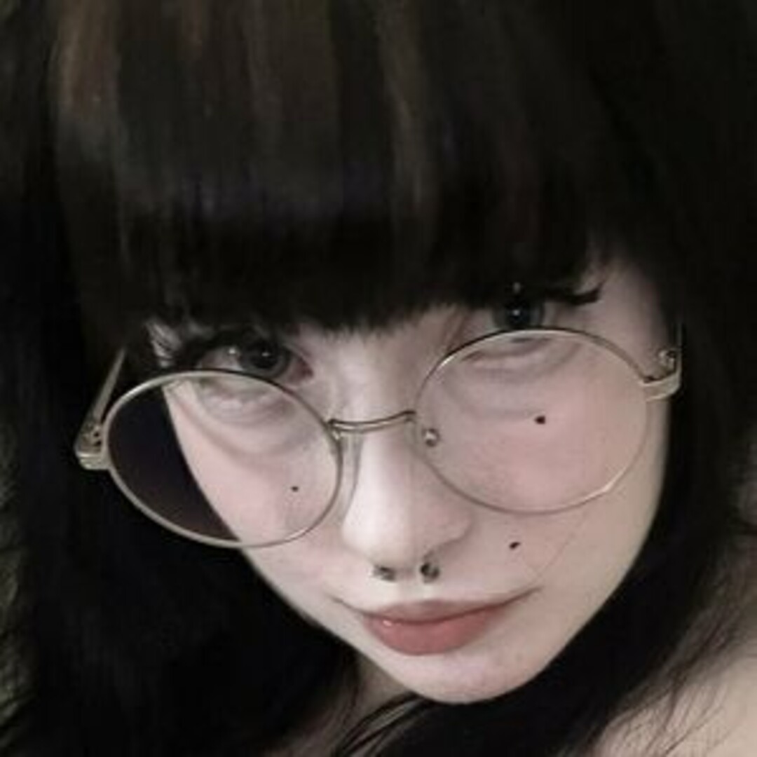 EliseRenee perfect star pics