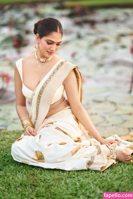 lesbian strapon onlyfans free sex pic