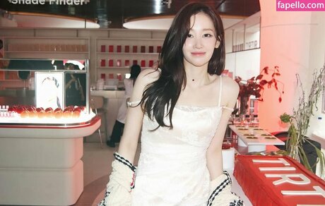 lesbians onlyfans free nude galleries