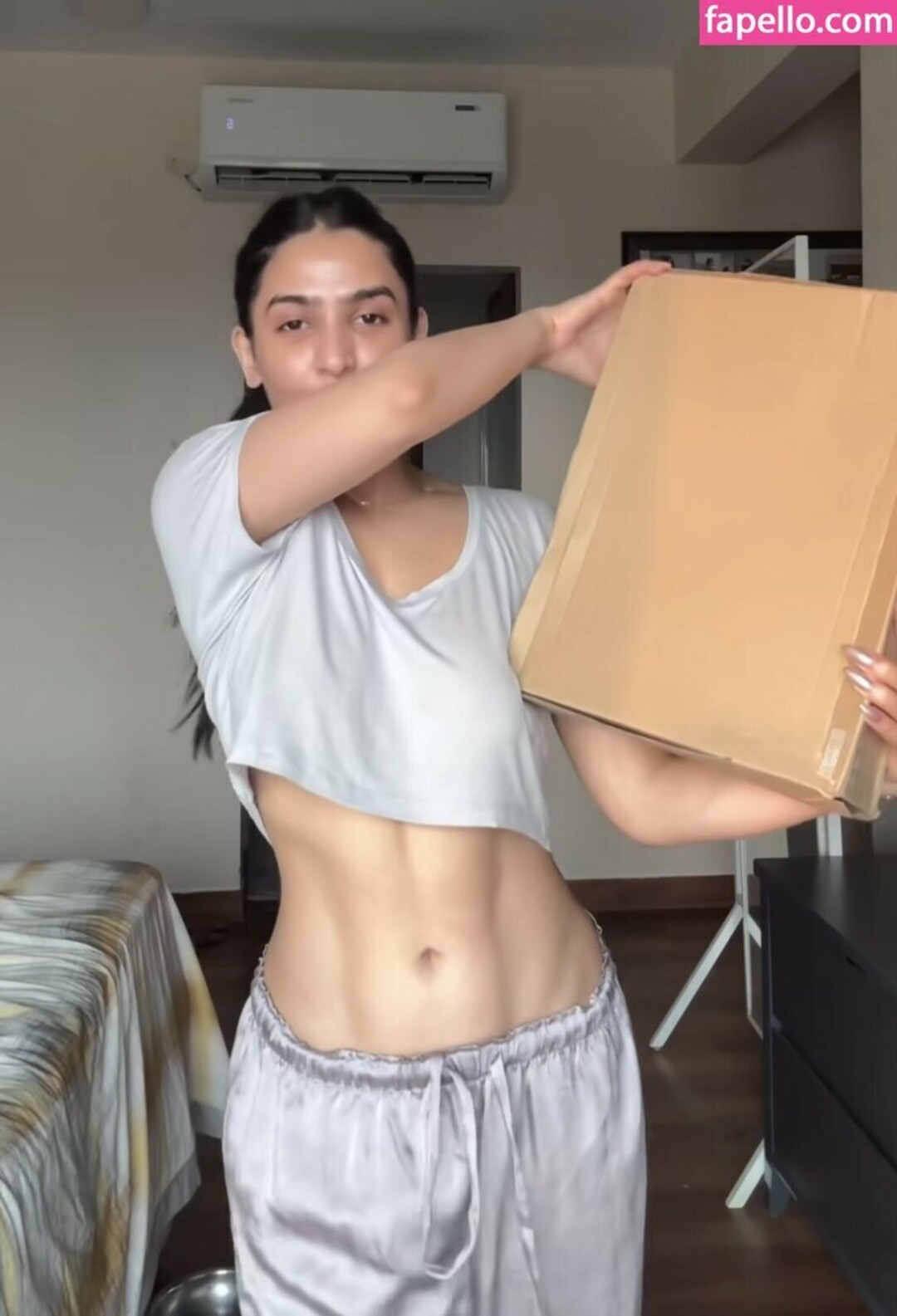 Toned Belly pornstar free images