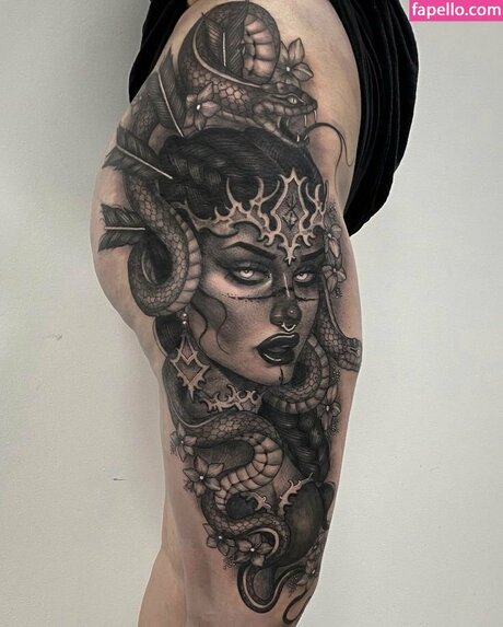 lesbian strapon onlyfans sexy naked pics