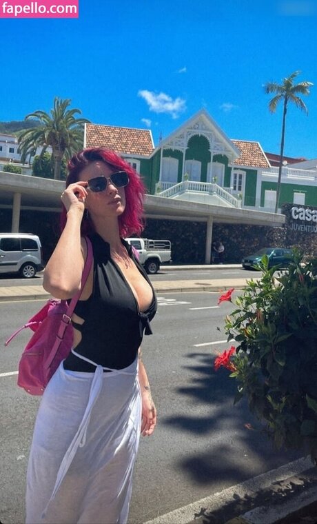 maghla_ erotic star pics