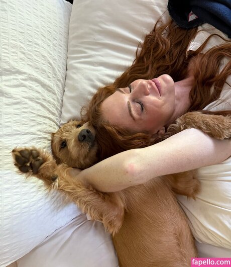 Julia Hatch nice actress gallery