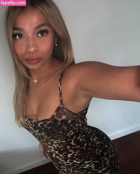 Fairine Bhuiyan star pretty img