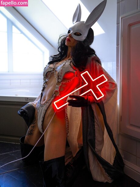 Toxic Vision star nudes pics