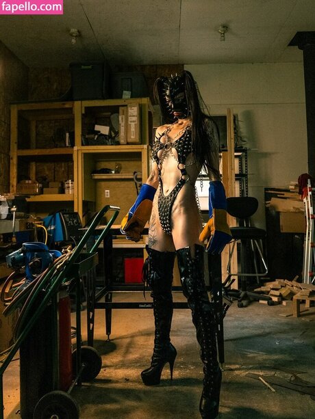 Toxic Vision pornstar top picture