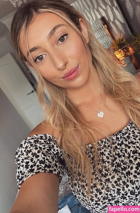 Chlo Matt pornstar hot pics