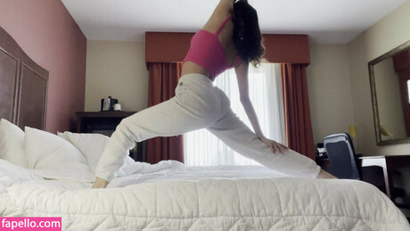 Amelia Harma pretty model picture