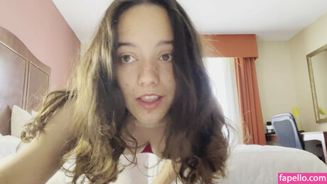 Amelia Harma erotic actress pics