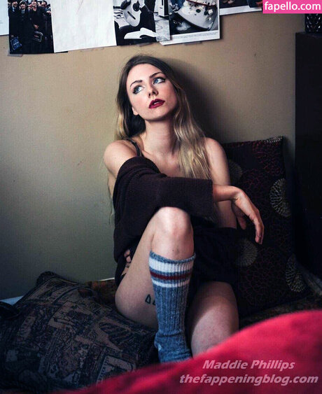 Maddie Phillips star beautiful img