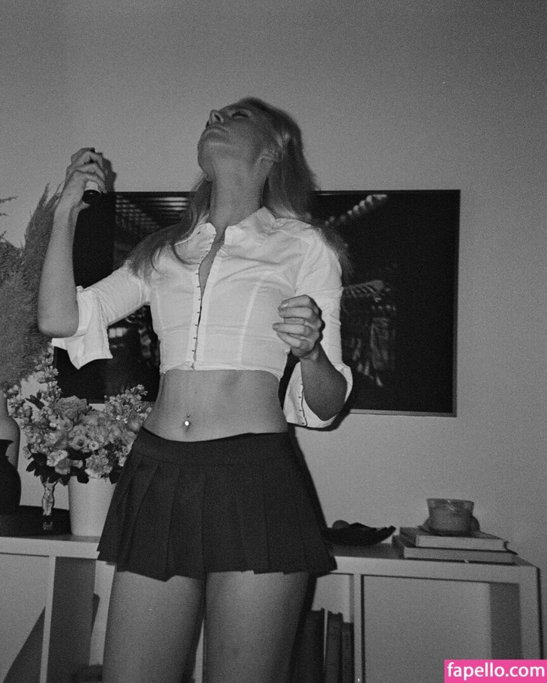 Maddie Phillips model perfect pictures