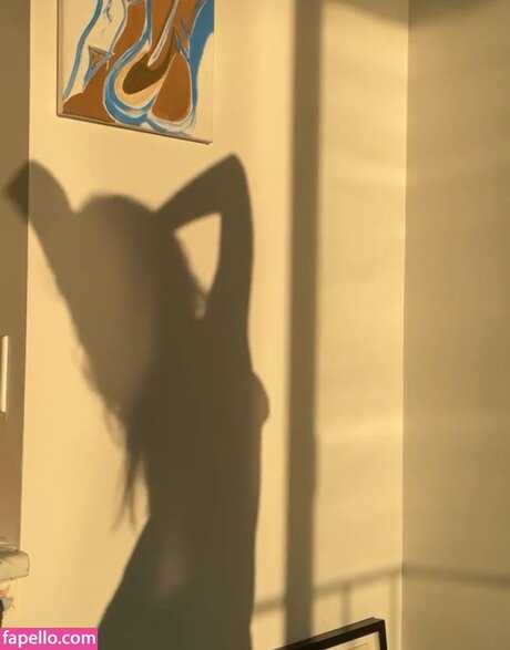 Maddie Phillips star beautiful pics