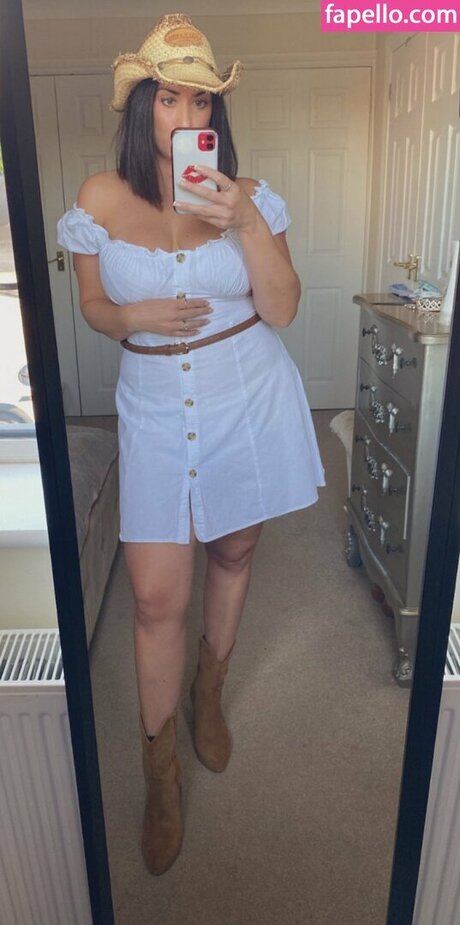 black mature onlyfans hot picture