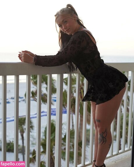 Alilangert adult model galleries