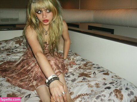 wormsheriff exclusive pornstar picture