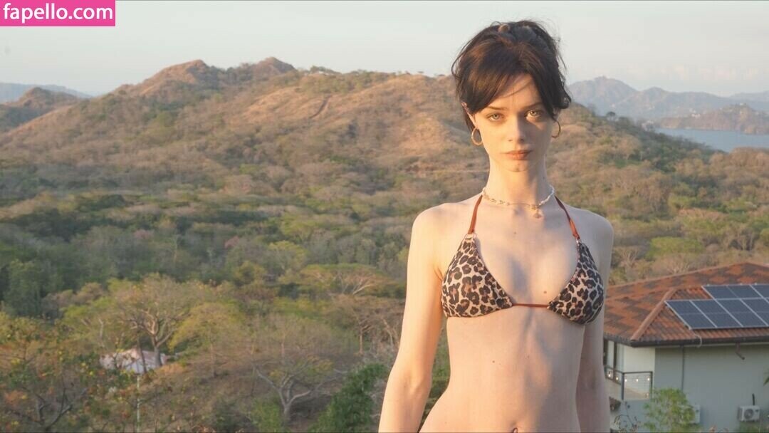 Carmaxlla model free pic