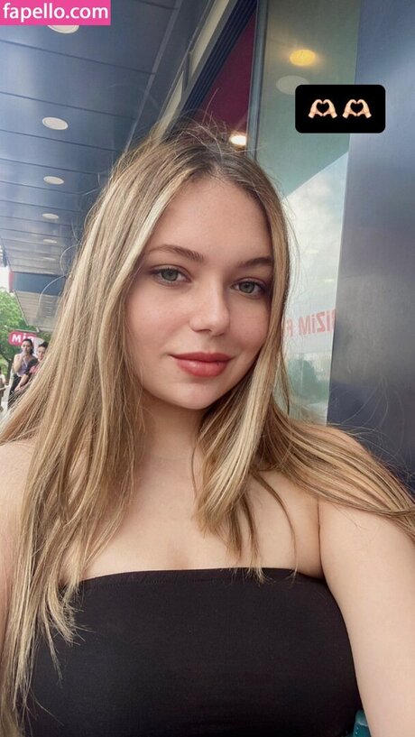 biranset model pretty gallery