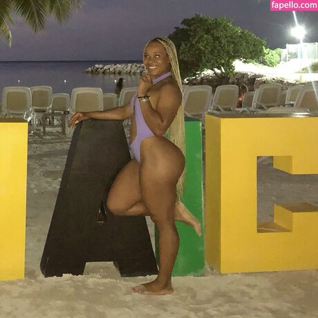 iamcassfit exclusive pornstar image