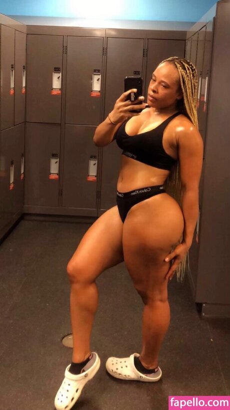 iamcassfit naked pornstar picture