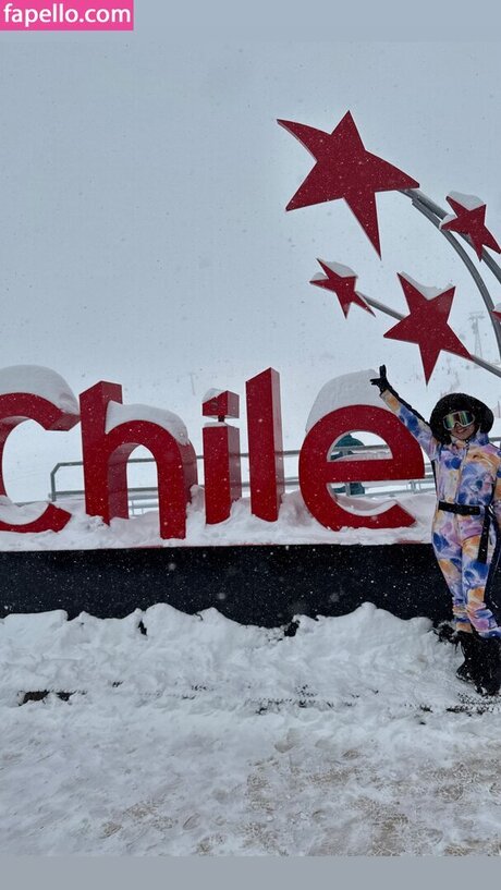 Moonick Oliveira star adult pic