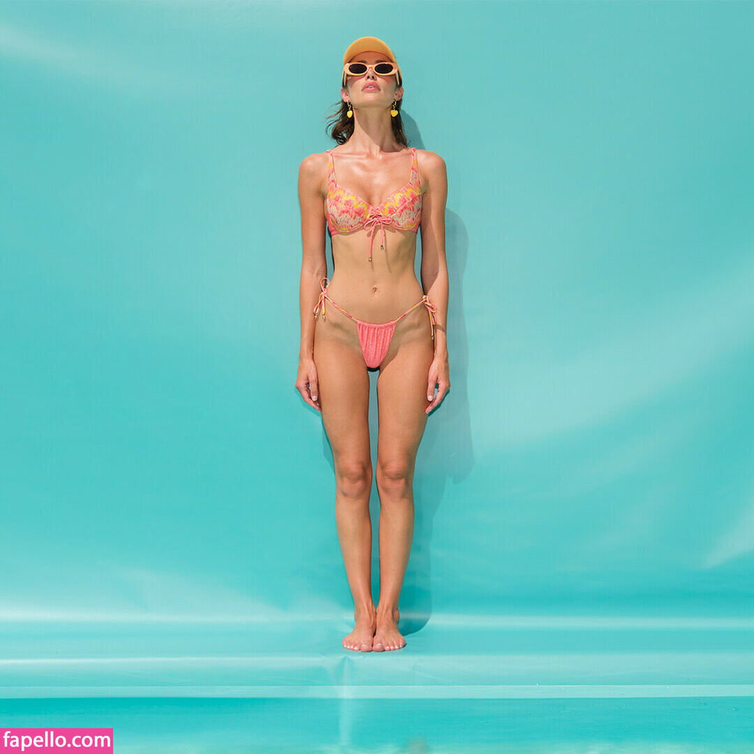Rebecca Donaldson model sexy img