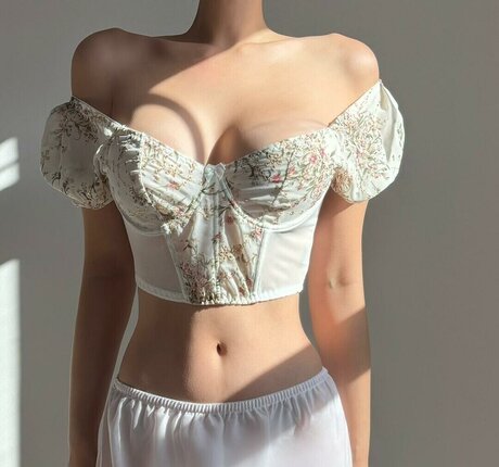 selfie nude onlyfans art nude archive