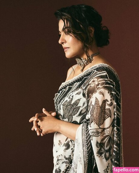 Kajol Devgn sexy star archive