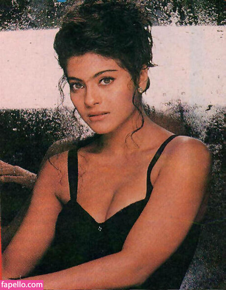 Kajol Devgn star free img