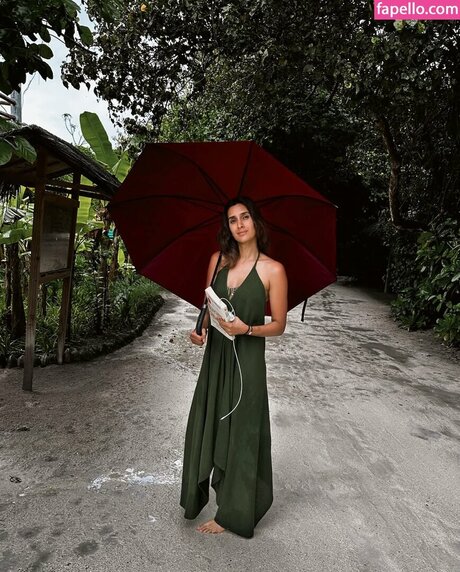 Pragya Kapoor beautiful actress photos