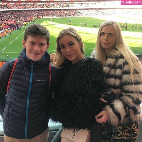 Carina Dahl profile image