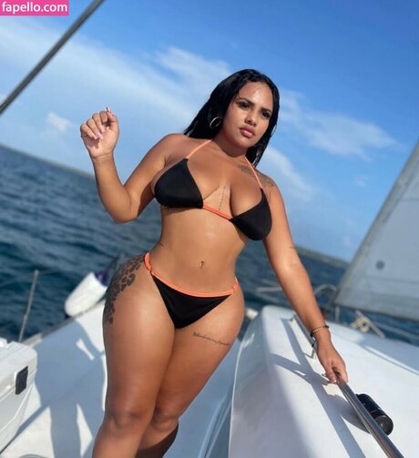 Luna Cruz pretty pornstar photo