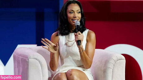 Kysre Gondrezick pretty model photo