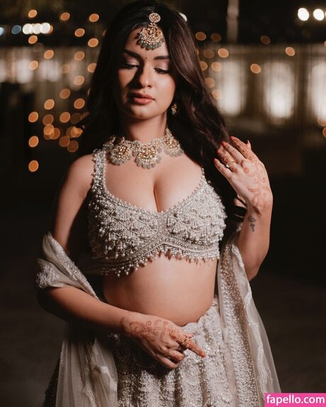 Avneet Kaur high quality actress pics