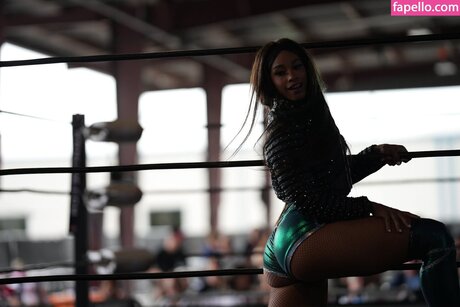 Kaci Lennox nice model photos