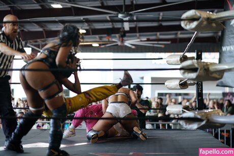 Kaci Lennox xxx pornstar photo