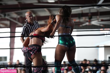 Kaci Lennox top profile image