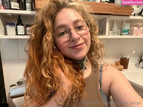 MaryjaneAuryn sex actress gallery